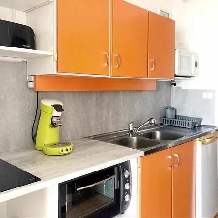 Front De Avec Terrasse Et Parking Prive - 4 Pers - Fr-1-794-152 Apartmán Canet-en-Roussillon